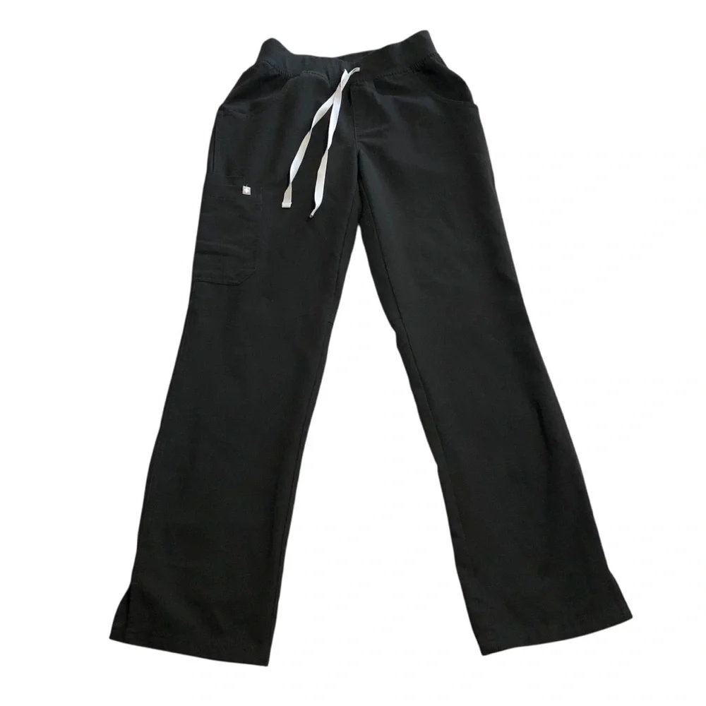 FIGS Kade Cargo Scrub Pants in Black - Picture 3 of 6